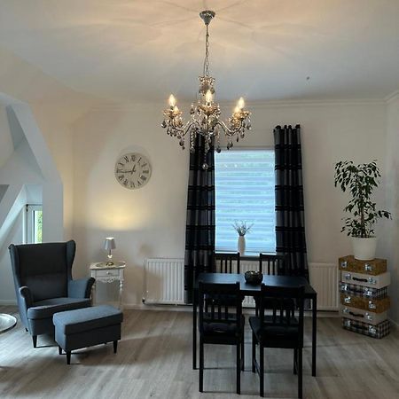 Luxury Apartment Amina Siedlung Schonwalde Luaran gambar