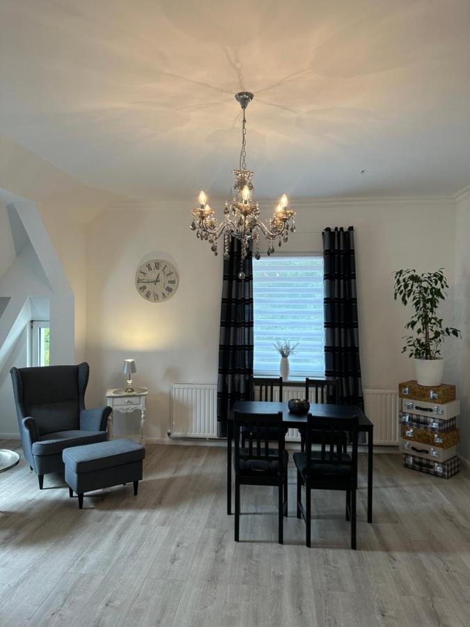 Luxury Apartment Amina Siedlung Schonwalde Luaran gambar
