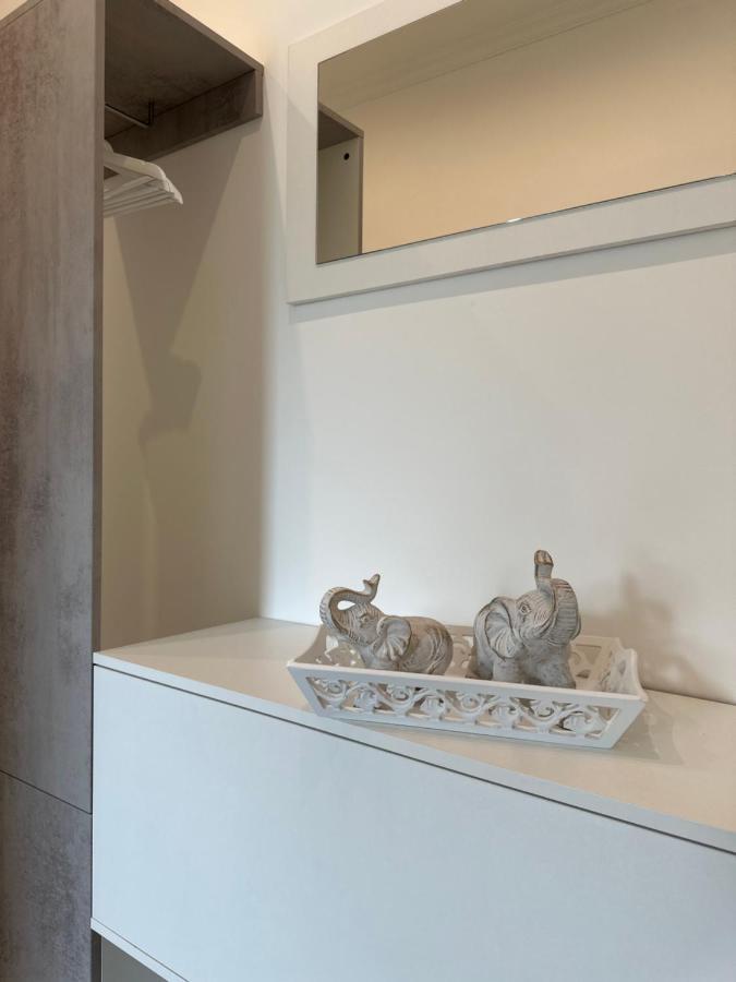 Luxury Apartment Amina Siedlung Schonwalde Luaran gambar